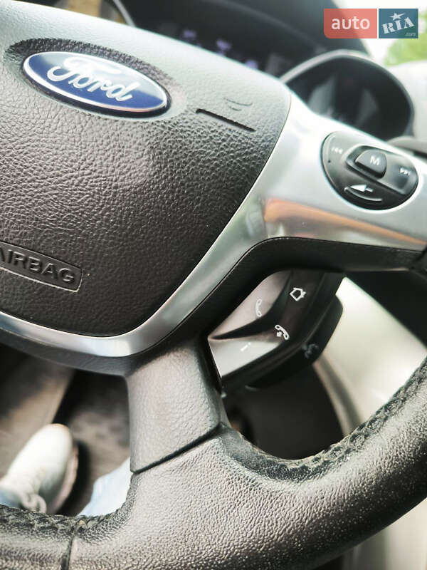 Позашляховик / Кросовер Ford Escape 2012 в Одесі