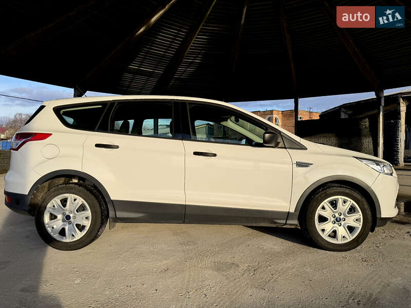 Внедорожник / Кроссовер Ford Escape 2015 в Виннице