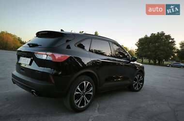 Внедорожник / Кроссовер Ford Escape 2021 в Павлограде