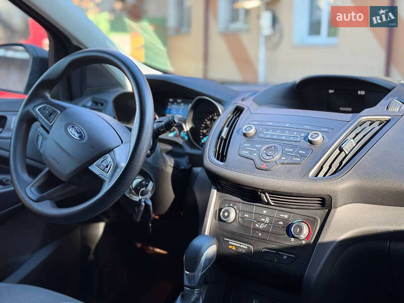 Внедорожник / Кроссовер Ford Escape 2018 в Тернополе фото 11 Внедорожник / Кроссовер Ford Escape 2018 в Тернополе