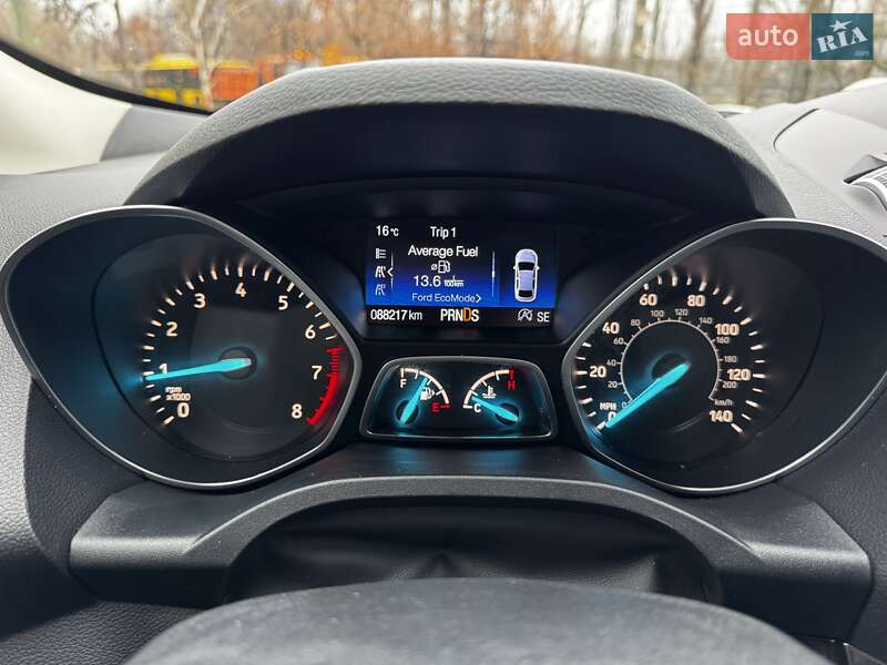 Позашляховик / Кросовер Ford Escape 2017 в Києві