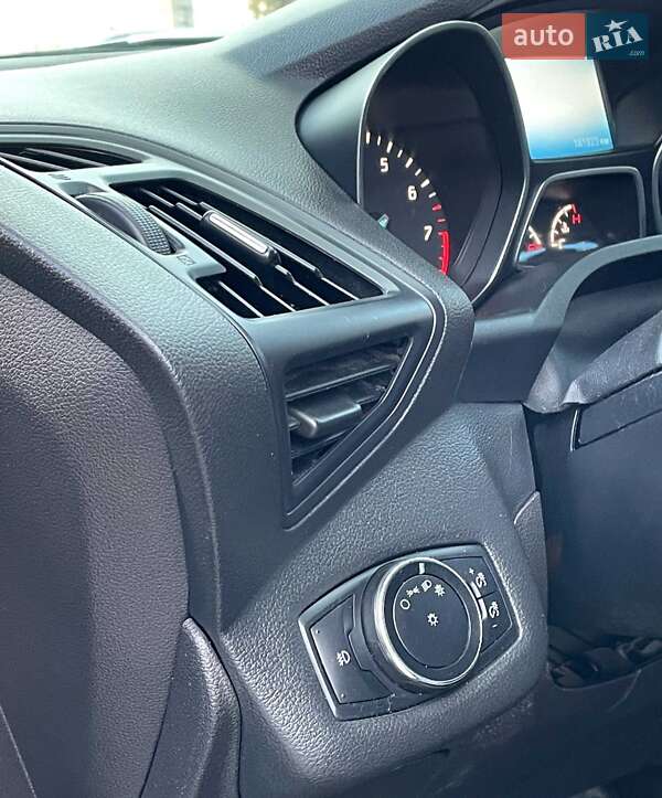 Позашляховик / Кросовер Ford Escape 2014 в Кривому Розі фото 8 Позашляховик / Кросовер Ford Escape 2014 в Кривому Розі