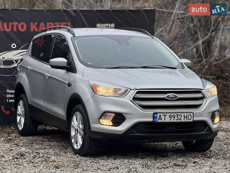 Позашляховик / Кросовер Ford Escape 2018 в Івано-Франківську