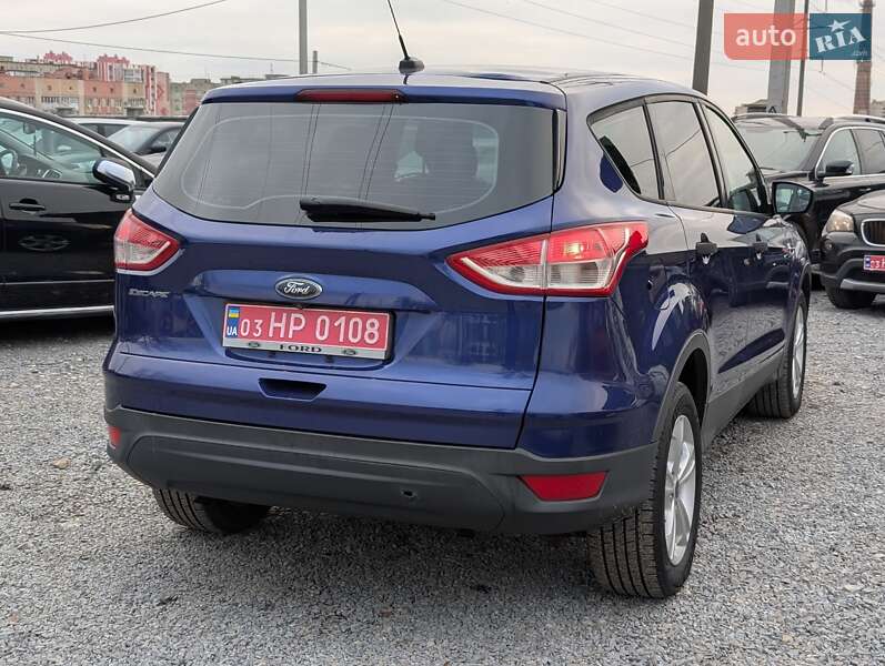 Позашляховик / Кросовер Ford Escape 2015 в Рівному