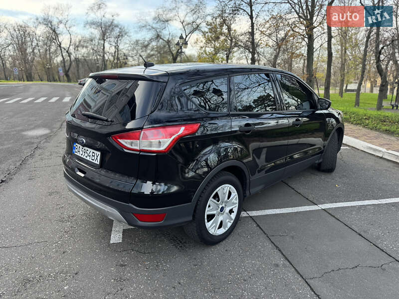 Внедорожник / Кроссовер Ford Escape 2016 в Одессе