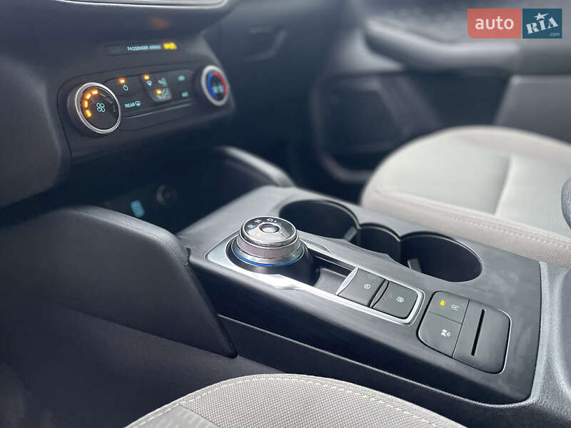 Позашляховик / Кросовер Ford Escape 2020 в Кременчуці фото 28 Позашляховик / Кросовер Ford Escape 2020 в Кременчуці