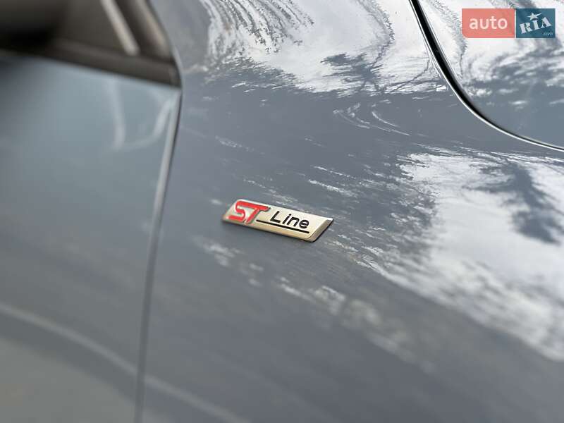 Позашляховик / Кросовер Ford Escape 2023 в Львові