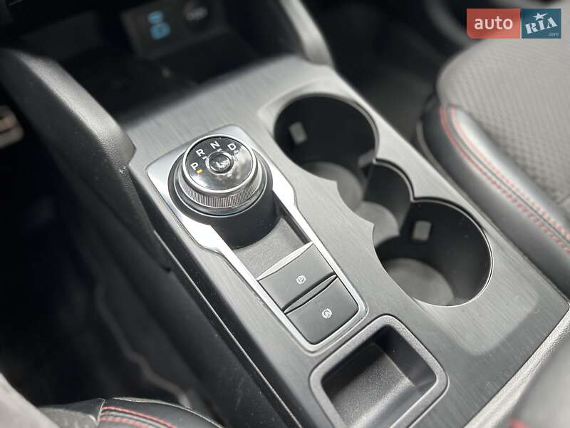 Позашляховик / Кросовер Ford Escape 2023 в Львові