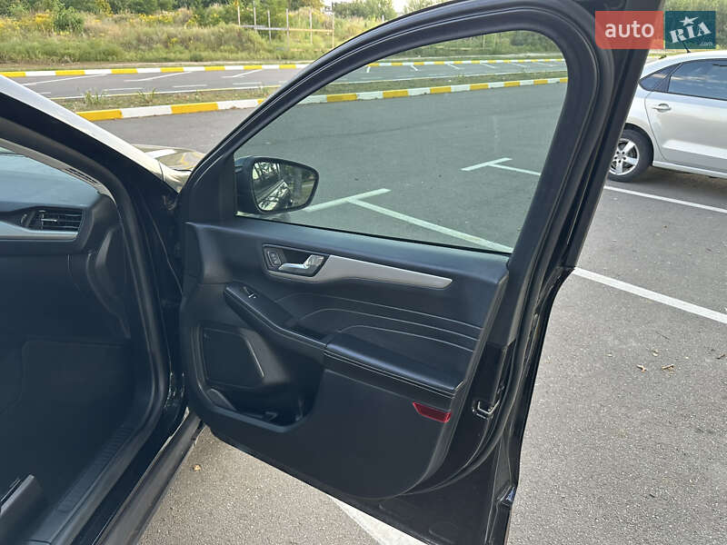 Внедорожник / Кроссовер Ford Escape 2021 в Киеве