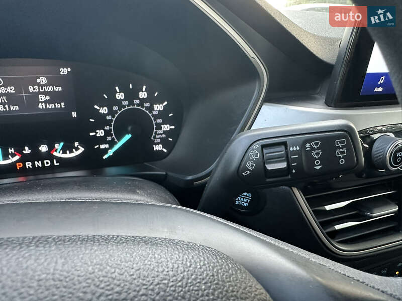 Внедорожник / Кроссовер Ford Escape 2021 в Киеве