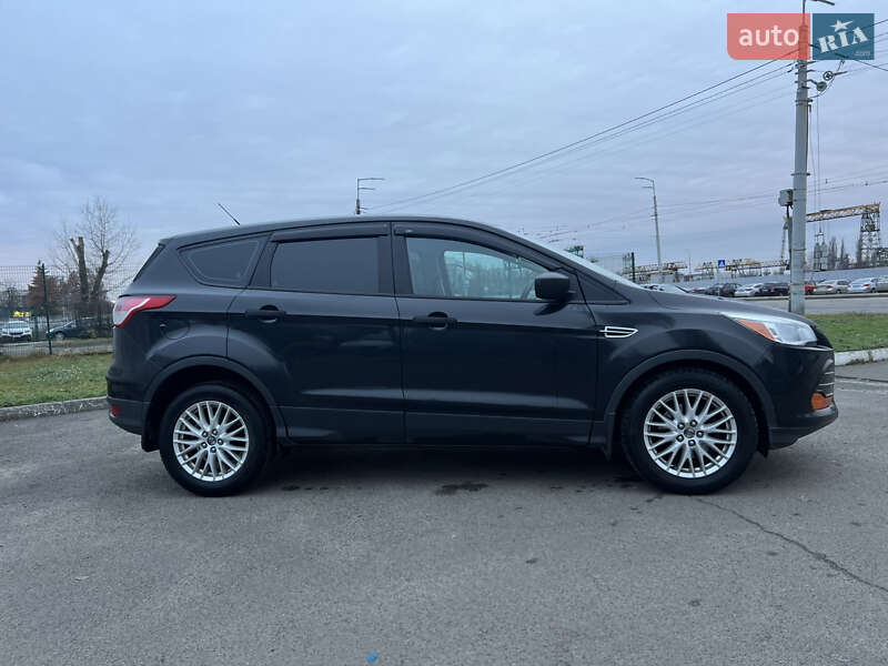 Внедорожник / Кроссовер Ford Escape 2013 в Киеве