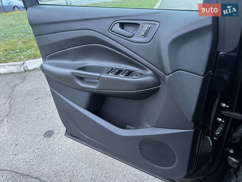 Внедорожник / Кроссовер Ford Escape 2013 в Киеве