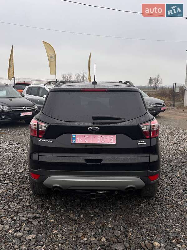 Позашляховик / Кросовер Ford Escape 2018 в Львові