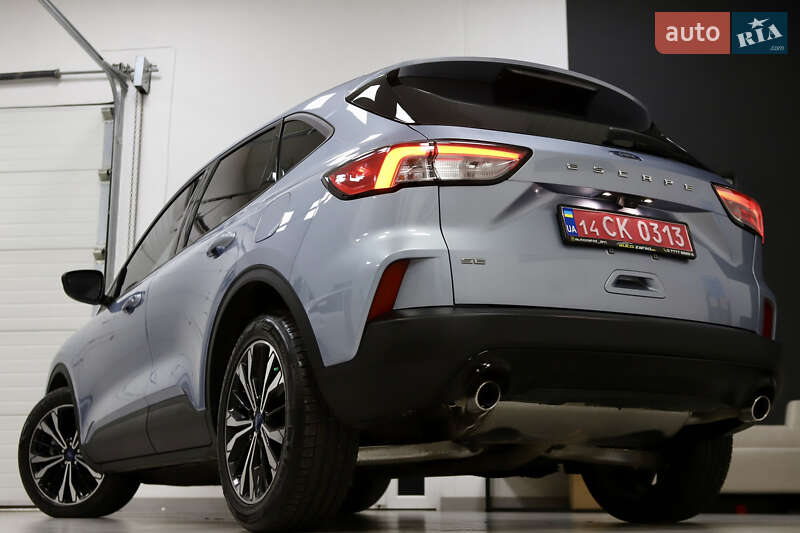 Позашляховик / Кросовер Ford Escape 2023 в Дрогобичі