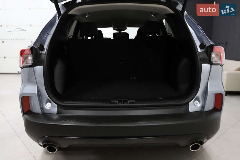 Позашляховик / Кросовер Ford Escape 2023 в Дрогобичі