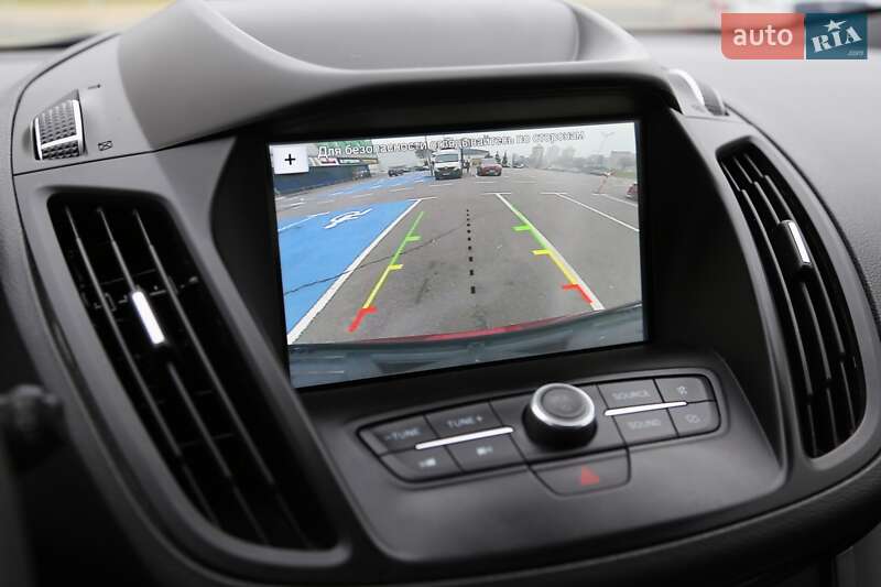 Внедорожник / Кроссовер Ford Escape 2018 в Киеве