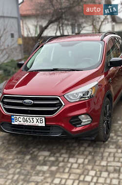 Позашляховик / Кросовер Ford Escape 2018 в Львові