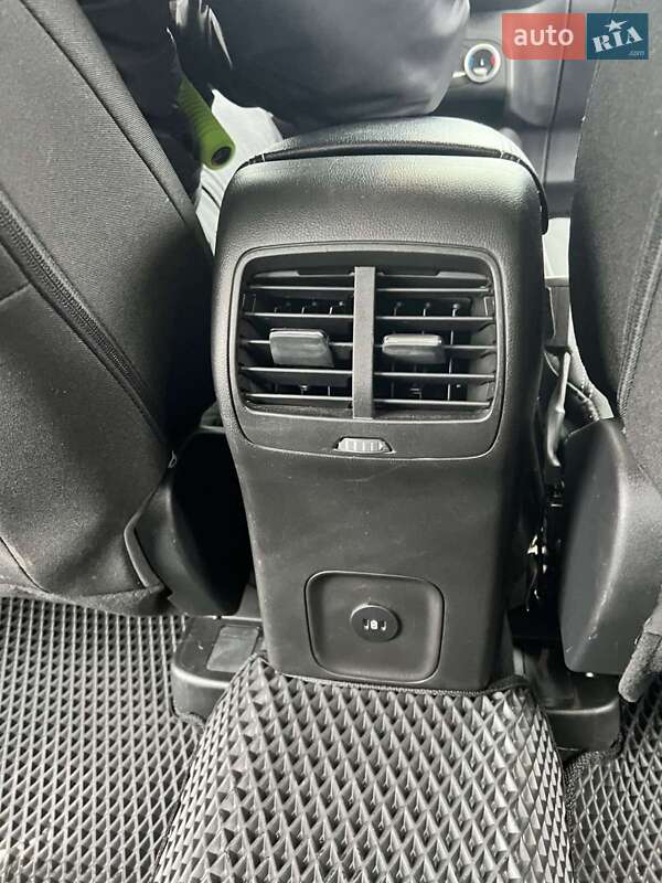 Позашляховик / Кросовер Ford Escape 2024 в Рівному фото 17 Позашляховик / Кросовер Ford Escape 2024 в Рівному