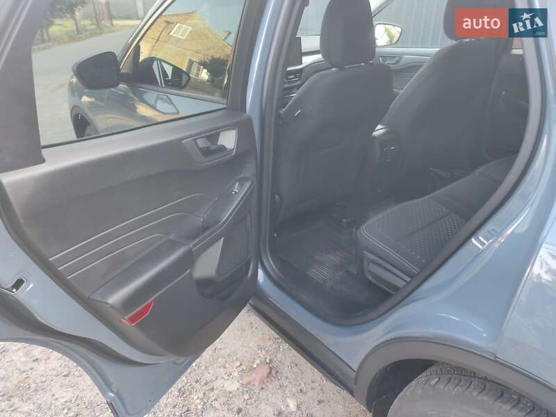 Внедорожник / Кроссовер Ford Escape 2023 в Золочеве фото 18 Внедорожник / Кроссовер Ford Escape 2023 в Золочеве