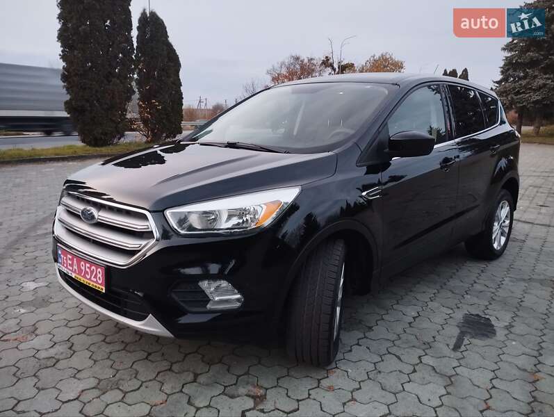 Позашляховик / Кросовер Ford Escape 2017 в Дубні фото 3 Позашляховик / Кросовер Ford Escape 2017 в Дубні