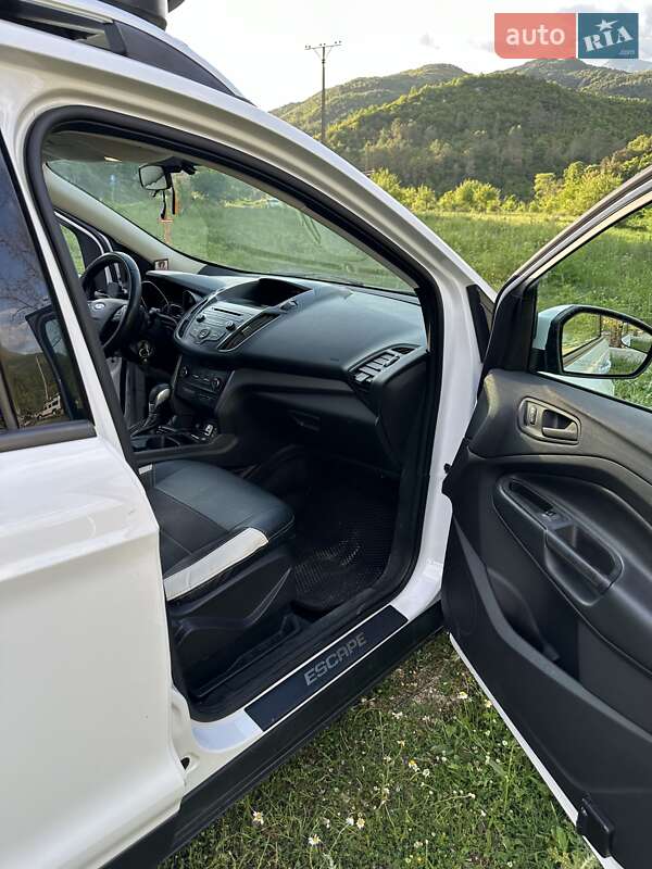 Внедорожник / Кроссовер Ford Escape 2018 в Харькове