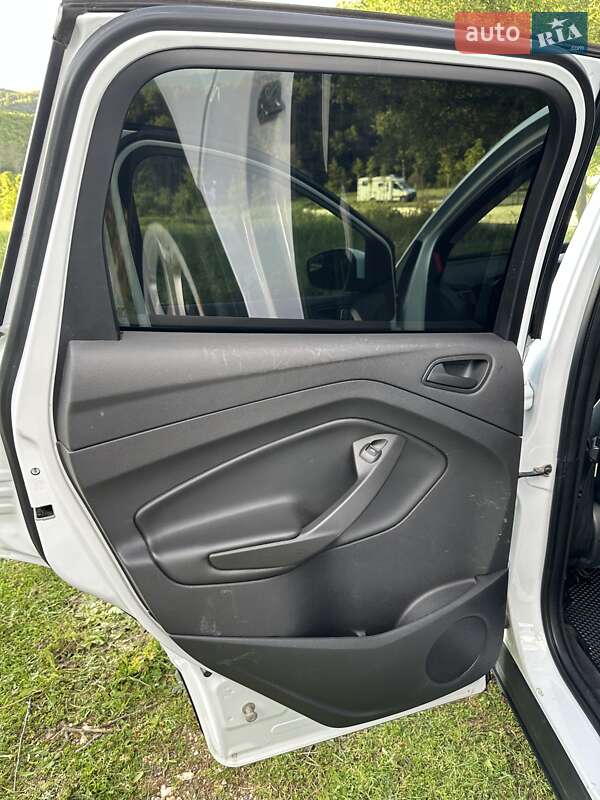 Внедорожник / Кроссовер Ford Escape 2018 в Харькове