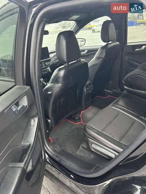 Внедорожник / Кроссовер Ford Escape 2023 в Киеве