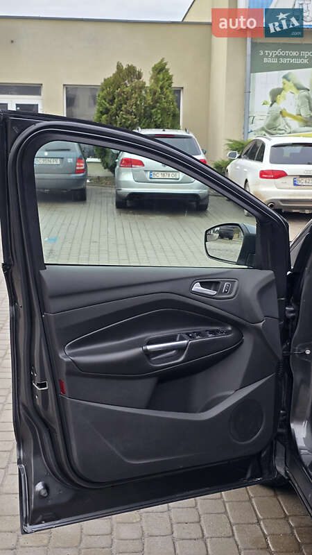 Внедорожник / Кроссовер Ford Escape 2016 в Самборе