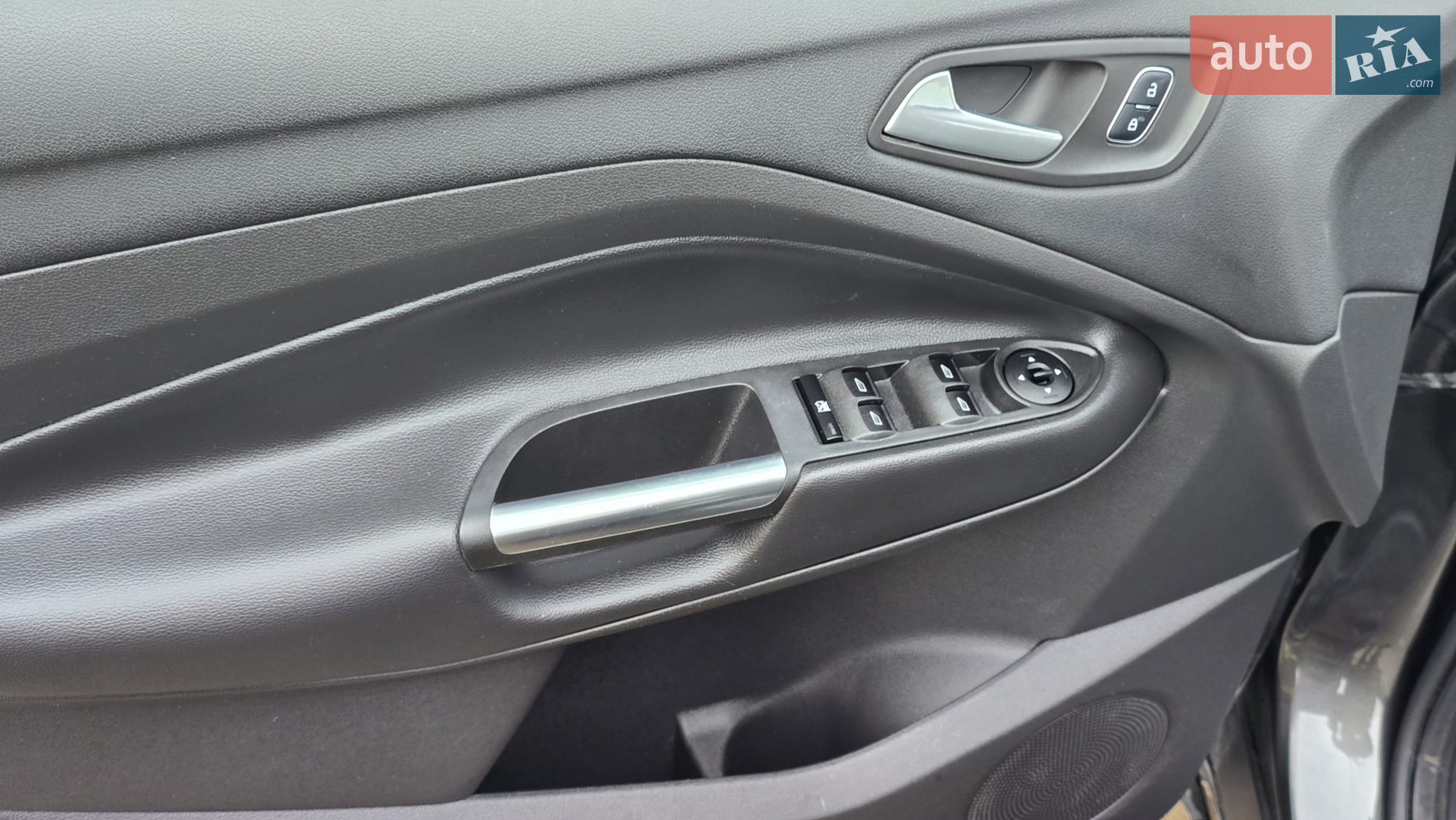 2016 Ford Escape - мініатюра 17