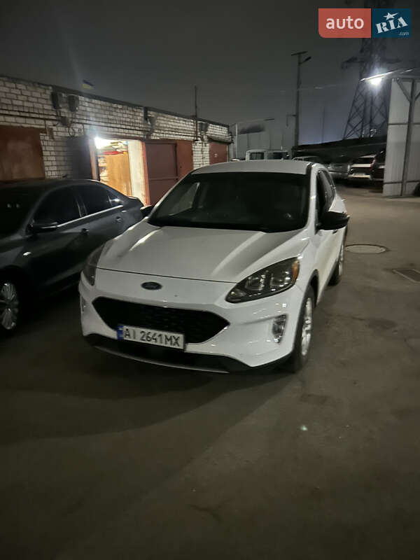 Внедорожник / Кроссовер Ford Escape 2020 в Днепре фото Внедорожник / Кроссовер Ford Escape 2020 в Днепре
