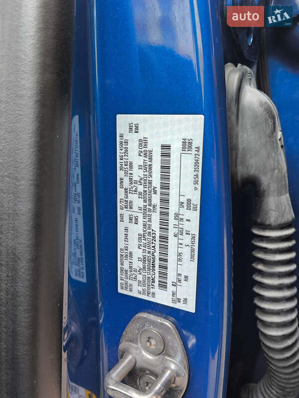 Внедорожник / Кроссовер Ford Escape 2023 в Ивано-Франковске