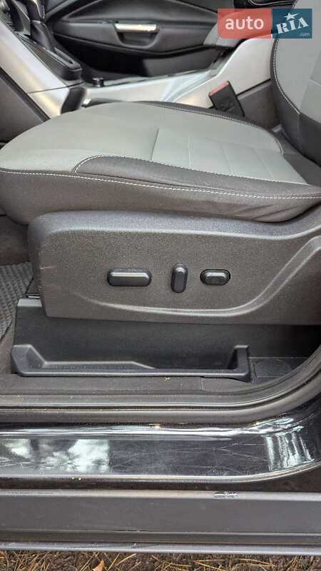 Внедорожник / Кроссовер Ford Escape 2015 в Сумах фото 13 Внедорожник / Кроссовер Ford Escape 2015 в Сумах