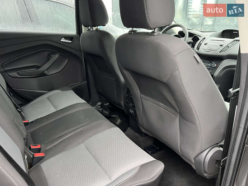 Внедорожник / Кроссовер Ford Escape 2016 в Львове