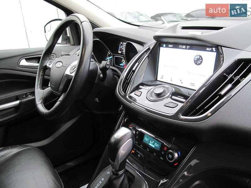 Внедорожник / Кроссовер Ford Escape 2016 в Киеве