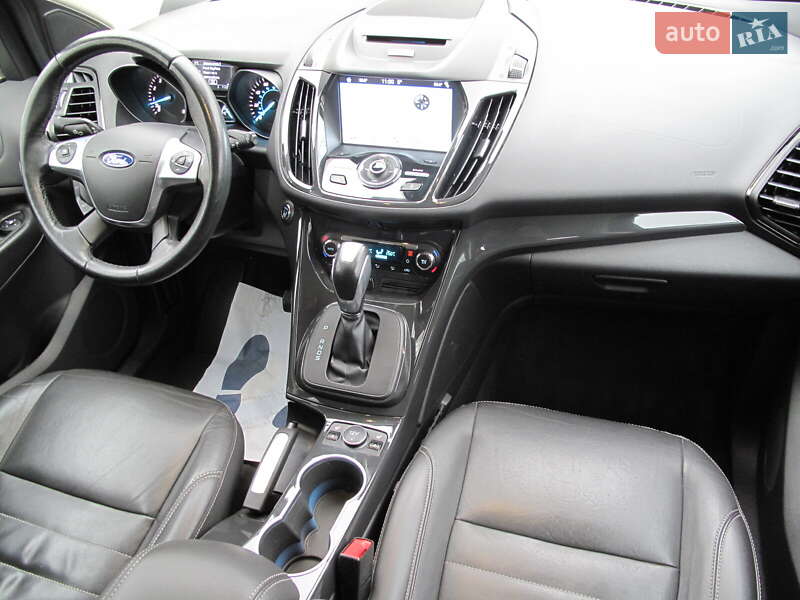 Внедорожник / Кроссовер Ford Escape 2016 в Киеве