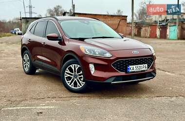 Внедорожник / Кроссовер Ford Escape 2021 в Чернигове