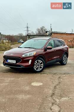 Позашляховик / Кросовер Ford Escape 2021 в Чернігові