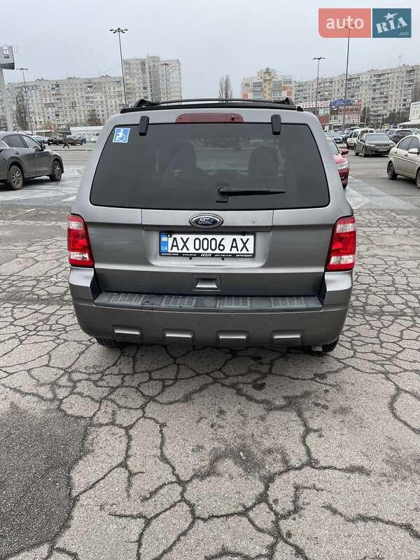 Внедорожник / Кроссовер Ford Escape 2010 в Харькове фото 13 Внедорожник / Кроссовер Ford Escape 2010 в Харькове