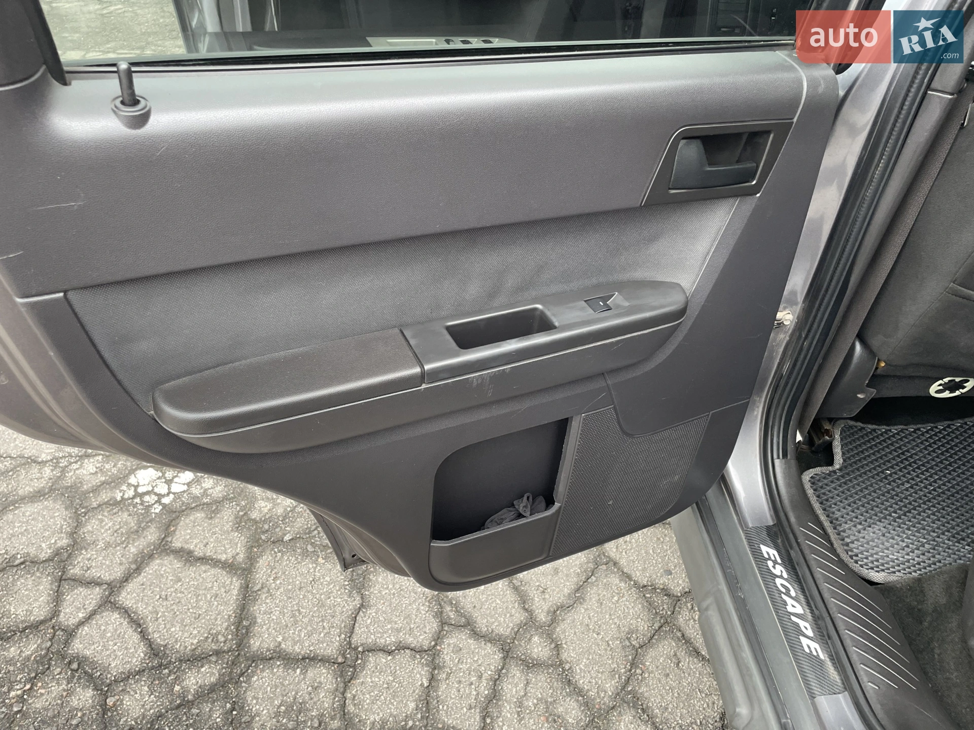2010 Ford Escape - мініатюра 20