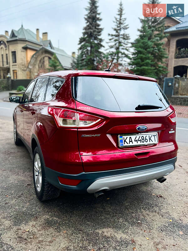 Внедорожник / Кроссовер Ford Escape 2014 в Киеве