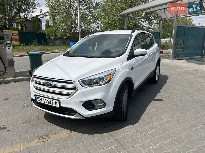 Внедорожник / Кроссовер Ford Escape 2019 в Одессе