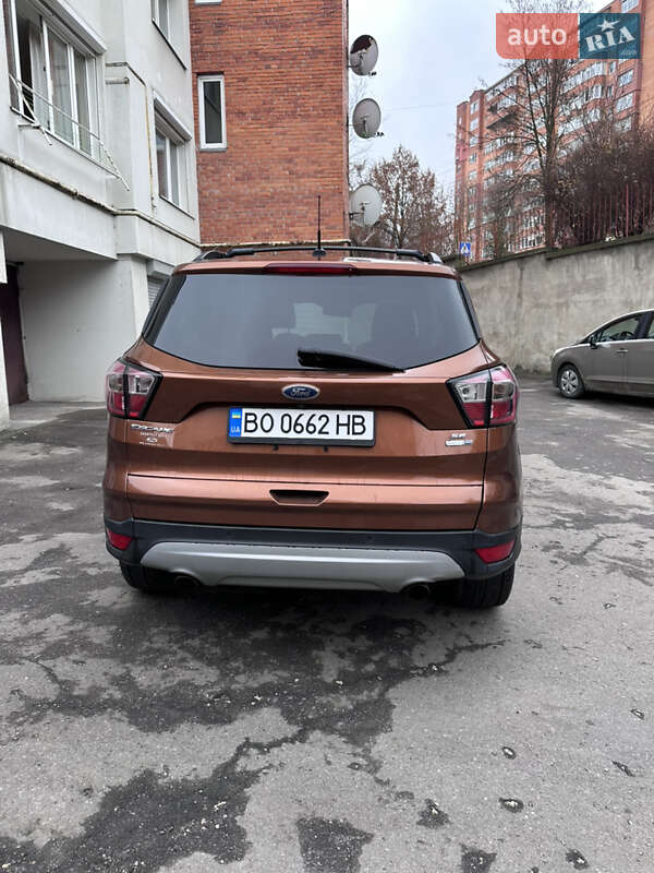 Позашляховик / Кросовер Ford Escape 2016 в Тернополі