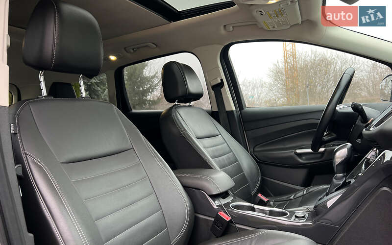 Позашляховик / Кросовер Ford Escape 2015 в Львові