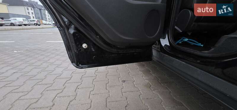 Внедорожник / Кроссовер Ford Escape 2016 в Киеве