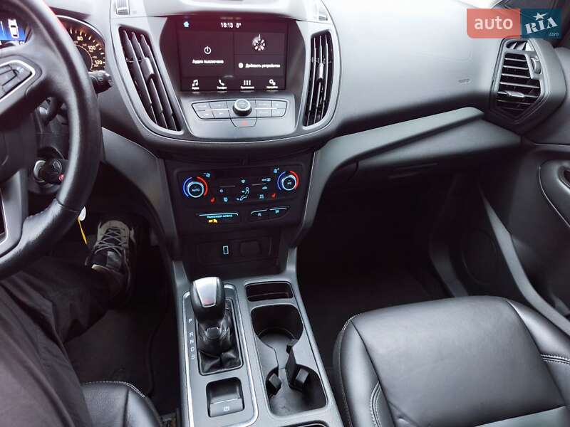 Позашляховик / Кросовер Ford Escape 2016 в Дніпрі фото 8 Позашляховик / Кросовер Ford Escape 2016 в Дніпрі
