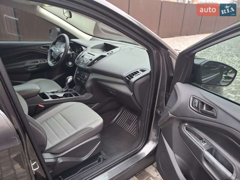 Внедорожник / Кроссовер Ford Escape 2017 в Каменец-Подольском фото 30 Внедорожник / Кроссовер Ford Escape 2017 в Каменец-Подольском