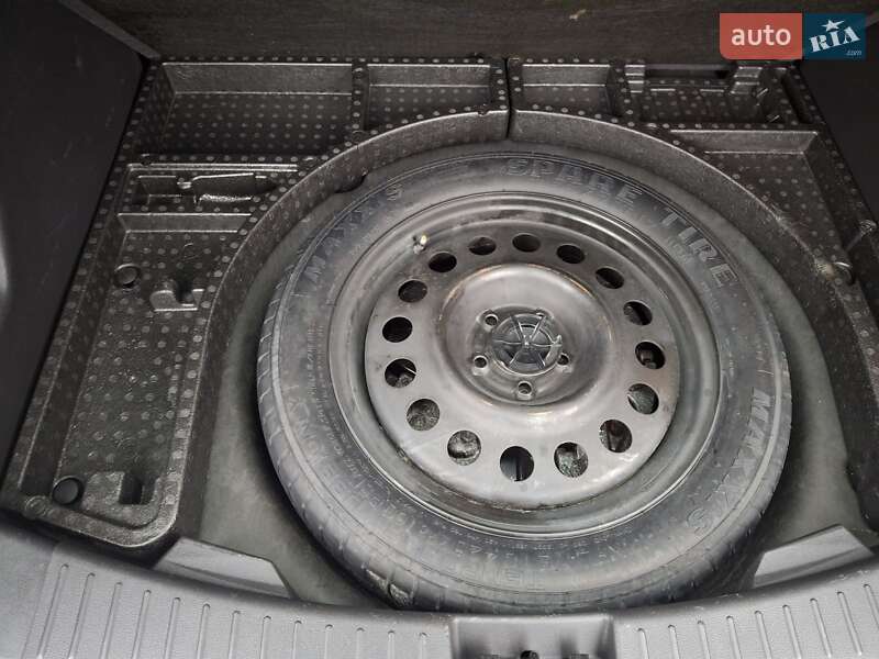 Внедорожник / Кроссовер Ford Escape 2017 в Каменец-Подольском фото 32 Внедорожник / Кроссовер Ford Escape 2017 в Каменец-Подольском