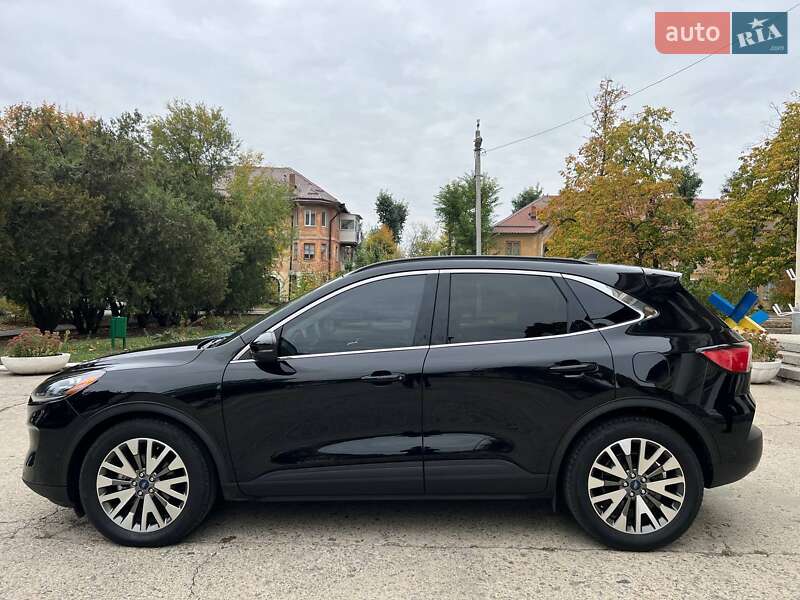 Внедорожник / Кроссовер Ford Escape 2020 в Днепре