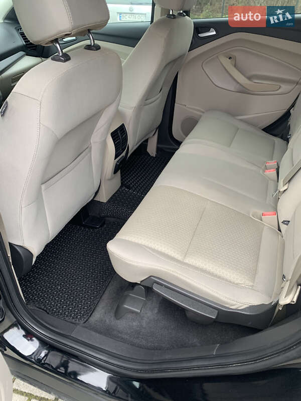 Позашляховик / Кросовер Ford Escape 2016 в Малехові