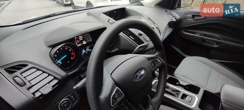Внедорожник / Кроссовер Ford Escape 2018 в Днепре фото 19 Внедорожник / Кроссовер Ford Escape 2018 в Днепре